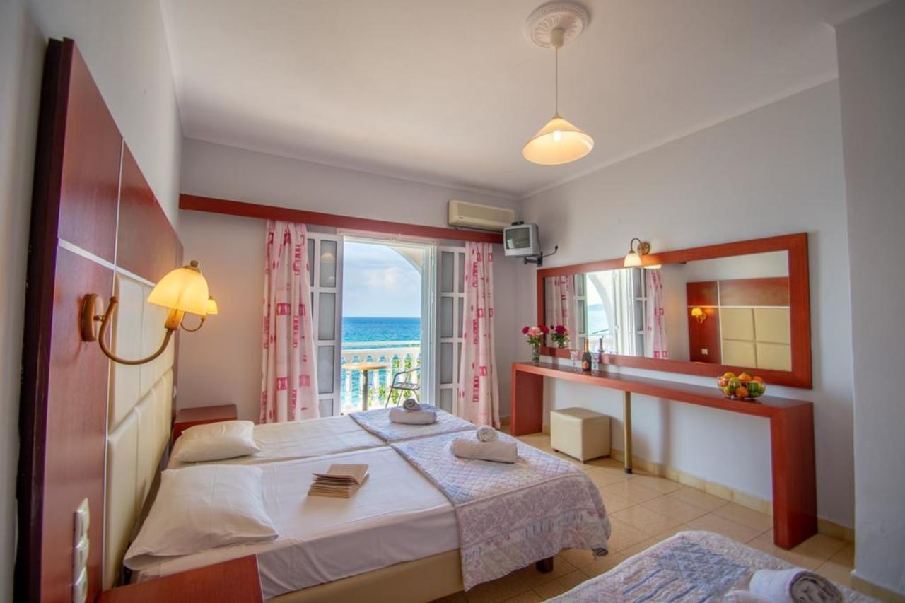 Agoulos Beach Hotel Argassi Esterno foto